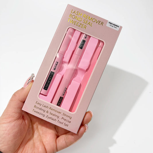 Trousse cils dans son emballage, décolleur, bond seal et pince roses